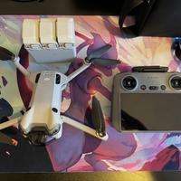 DJI Mini 4 Pro Fly More Combo con DJI RC 2