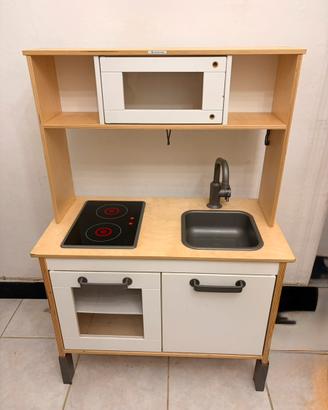 Cucina ikea giocattolo per bambini