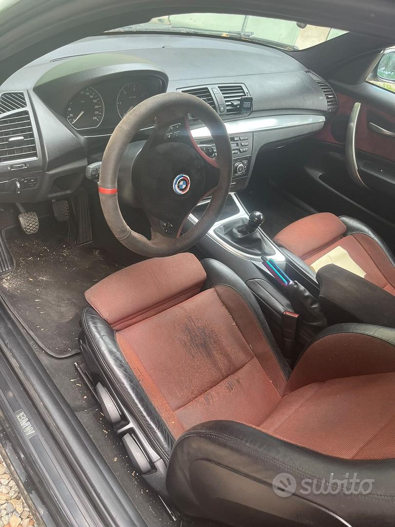 BMW 118D 2009 photo 3