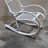 sedia a dondolo grande vintage 