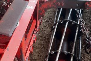 Seminatrice abbinata a rototerra