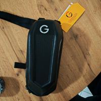 portaoggetti rigido per monopattino e bici