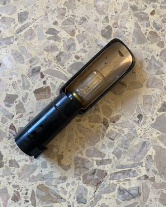 Vecchia lampada Singer