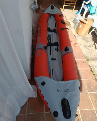 Intex Excursion Pro Kayak -pianale da riparare