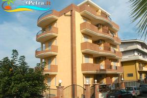 Appart.trilo m.300 dal mare ad ALBA ADRIATICA