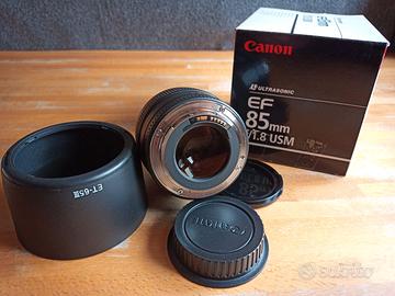 Canon EF 85mm f/1.8 USM