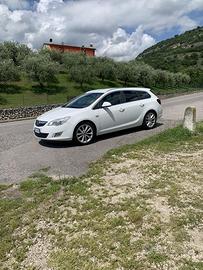 Opel Astra 1.7 CDI SPORT.T