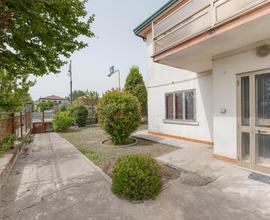 ORIAGO Casa singola accostata fronte riviera R519