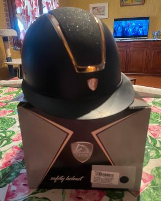 Cap tattini