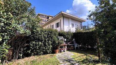Casa indipendente di 131 m² con 5 locali a Firenze