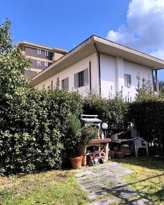 Casa indipendente di 131 m² con 5 locali a Firenze