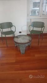 Tavolino in metallo Paris Tours con sedie Emu 