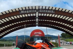 KTM  1290 Superduke R EVO