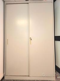 armadi e scrivanie ufficio