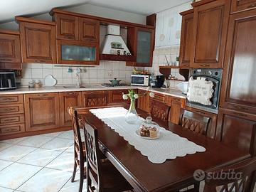 cucina legno castagno come nuova