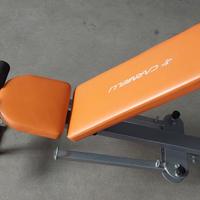 Panca addominali o pesi palestra