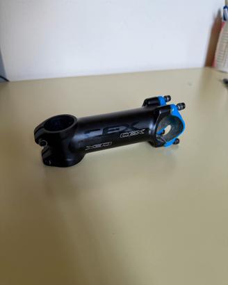 Attacco manubrio bicicletta