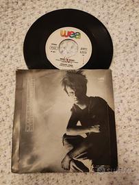 Howard Jones disco 45 giri What Is love 1983