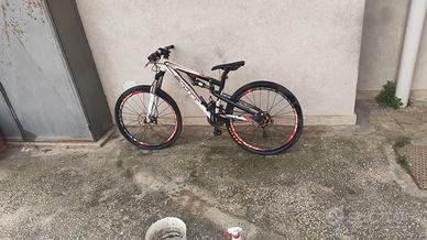  Mountain bike  Scott 
