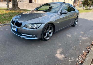 BMW 318i e92