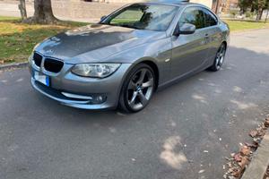 BMW 318i e92