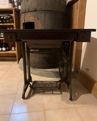 Singer 306 M10 - anni 30 - Movimentazione a pedale