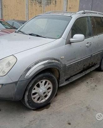 Sangyong Rexton 270 CDI Demolito - Per Ricambi