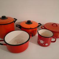 lotto vecchie pentole in metallo 