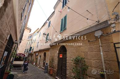 Ampia proprietà da ristrutturare nel Centro Storic