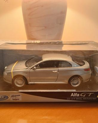 Alfa Romeo GT 1:18 Welly