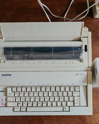 macchina da scrivere elettronica 