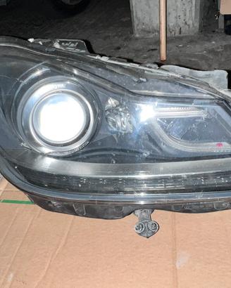 Faro destro dx Mercedes C W204
