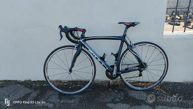bici da corsa Pinarello paris