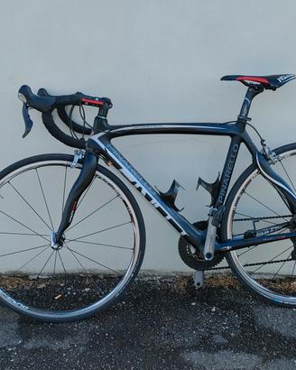bici da corsa Pinarello paris