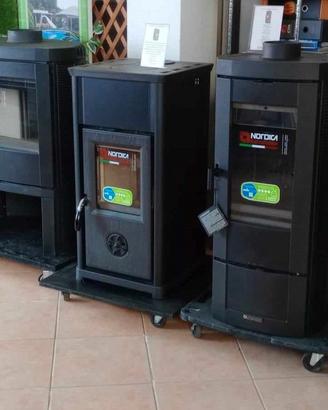 STUFA A LEGNA NORDICA NUOVE a partire da 690€