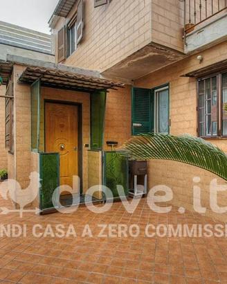 Appartamento di 130 m² con 4 locali a Napoli