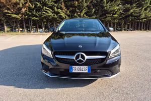 Mercedes CLA 200