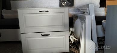 mobiletto lavabo sospeso