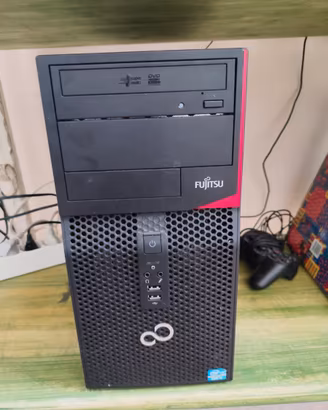 PC Desktop FUJITSU ESPRIMO P410 E85+ con Monitor