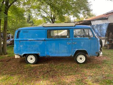 Volkswagen T2 da passaggio funzionante