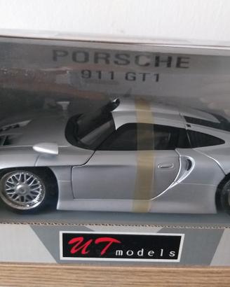 modellino Porsche 911 gt1
