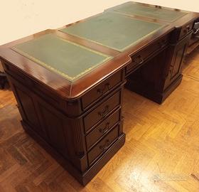 Scrivania ministeriale bifacciale in stile inglese