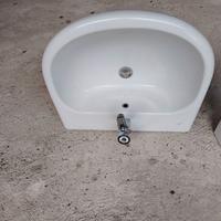 Lavabo a colonna