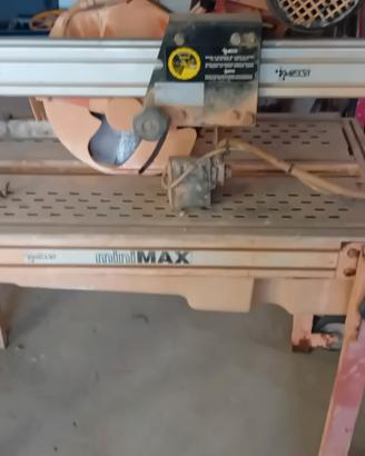 sega per mattonelle 