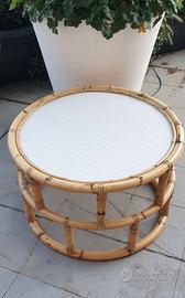 Tavolino in vimini rivestito di carta da parati