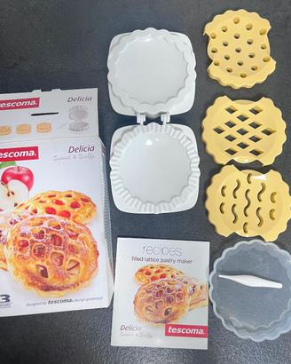 Vari utensili per pasticceria