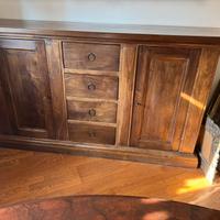 Credenza in arte povera