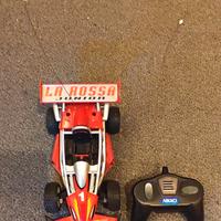 Automobile da corsa radiocomandata
