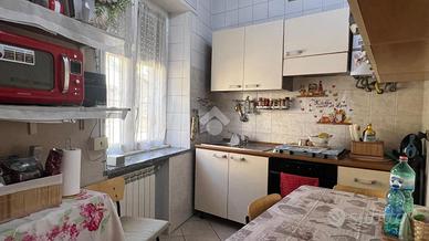 MONOLOCALE A CORBETTA