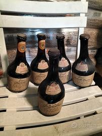 Bottiglie di Barolo,Nebbiolo,Dolcetto,Grignolino